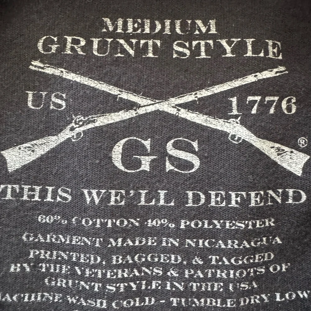 Disney Grunt Style Gaston’s Tavern “Brews And Biceps” T-Shirt (Handmade) - Picture 4 of 4